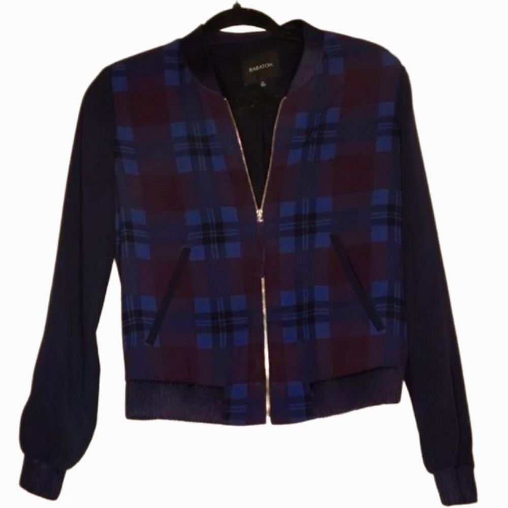 Stylishly Sleek: Women's XS Babaton Bomber Jacket